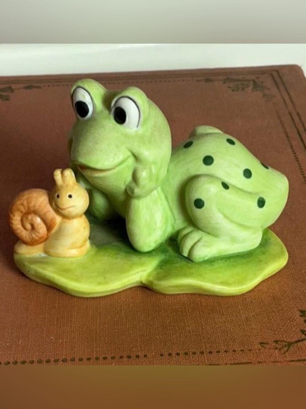 Lefton China hand painted frog with snail #02809